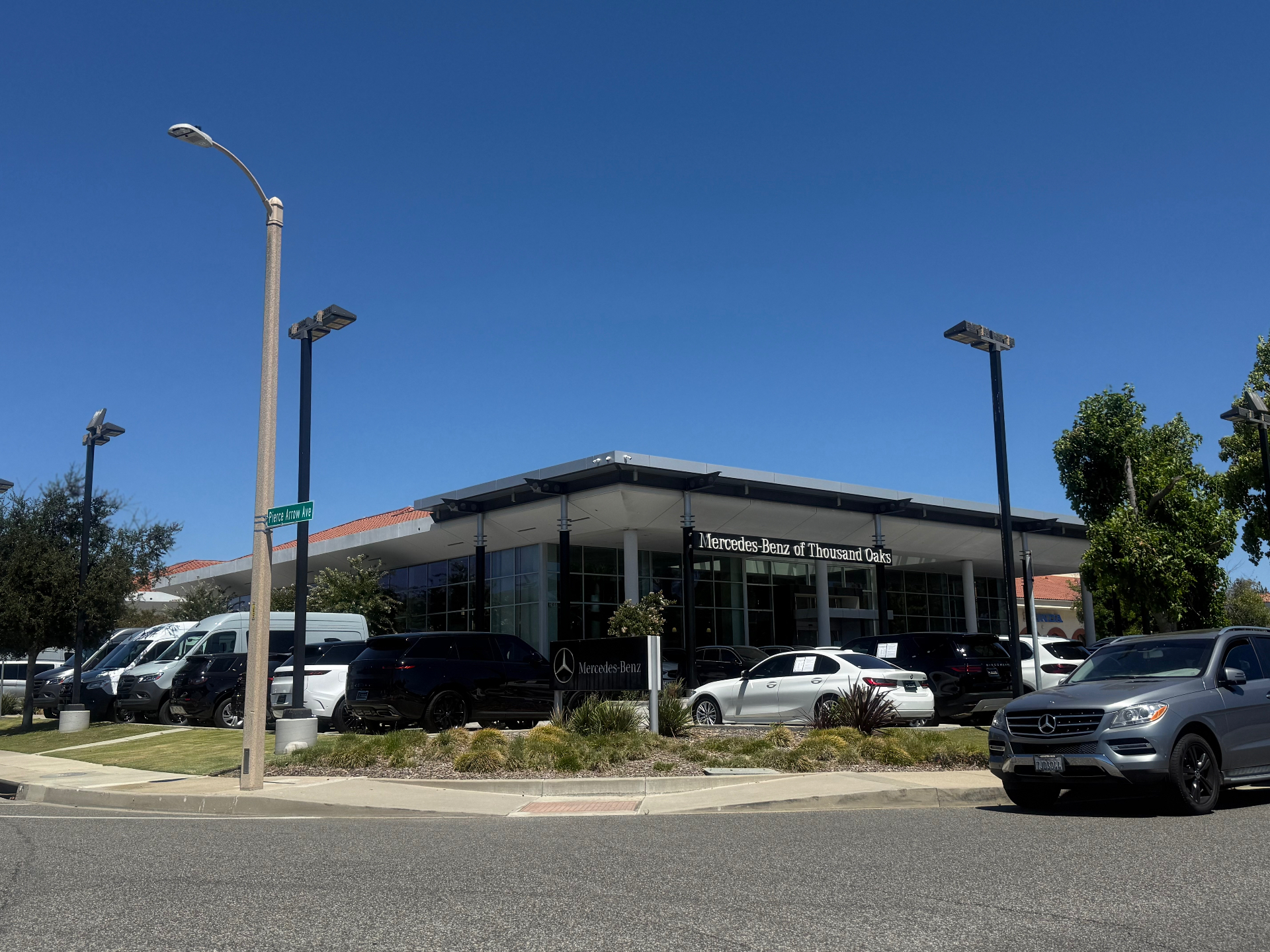 Mercedes-Benz of Thousand Oaks — Thousand Oaks, CA